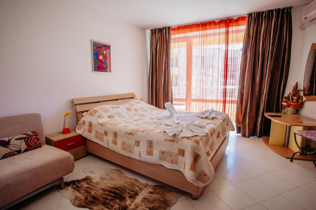 Mng Holiday Yassen Apartments Slantchev Briag Extérieur photo