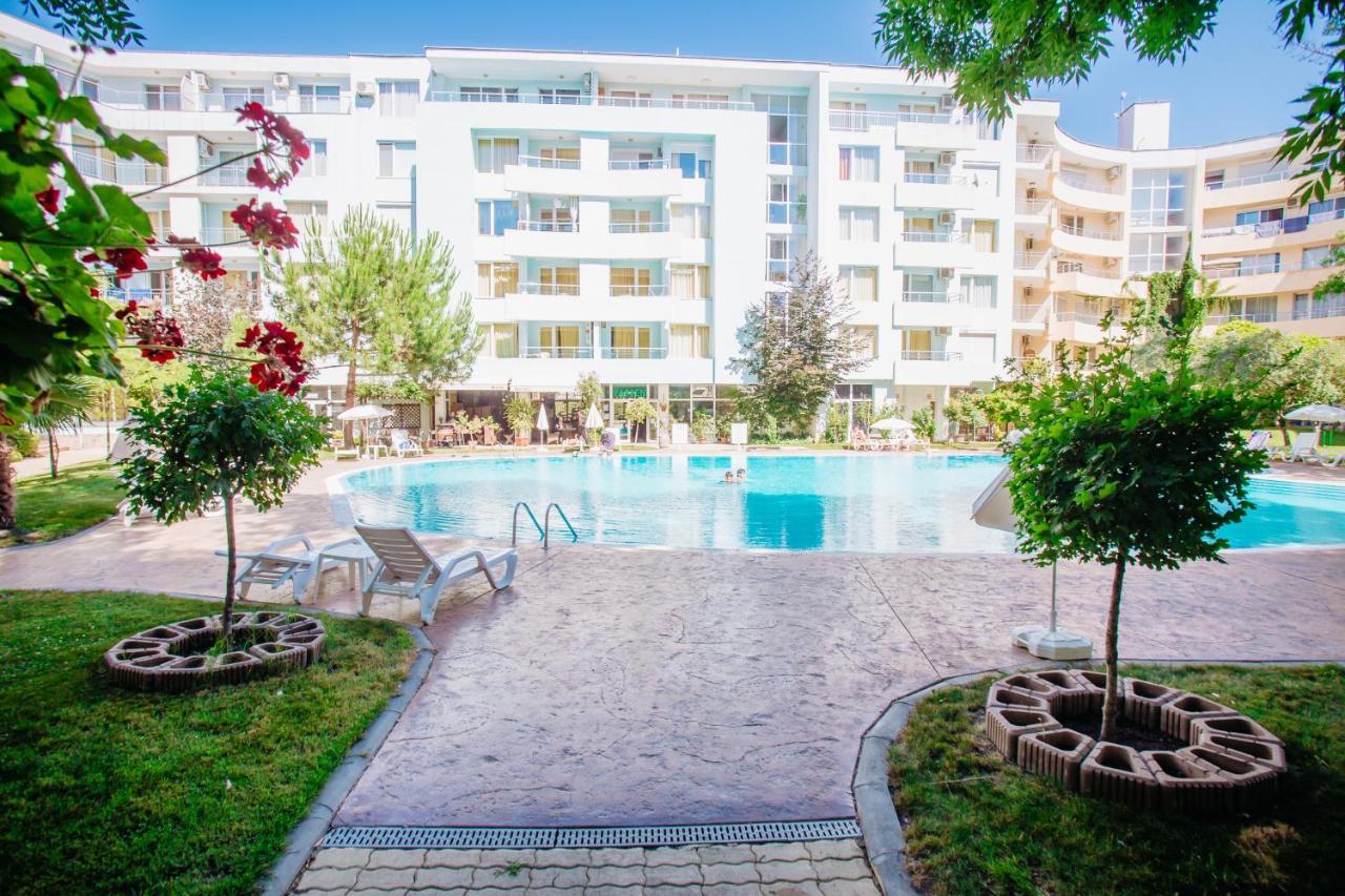 Mng Holiday Yassen Apartments Slantchev Briag Extérieur photo