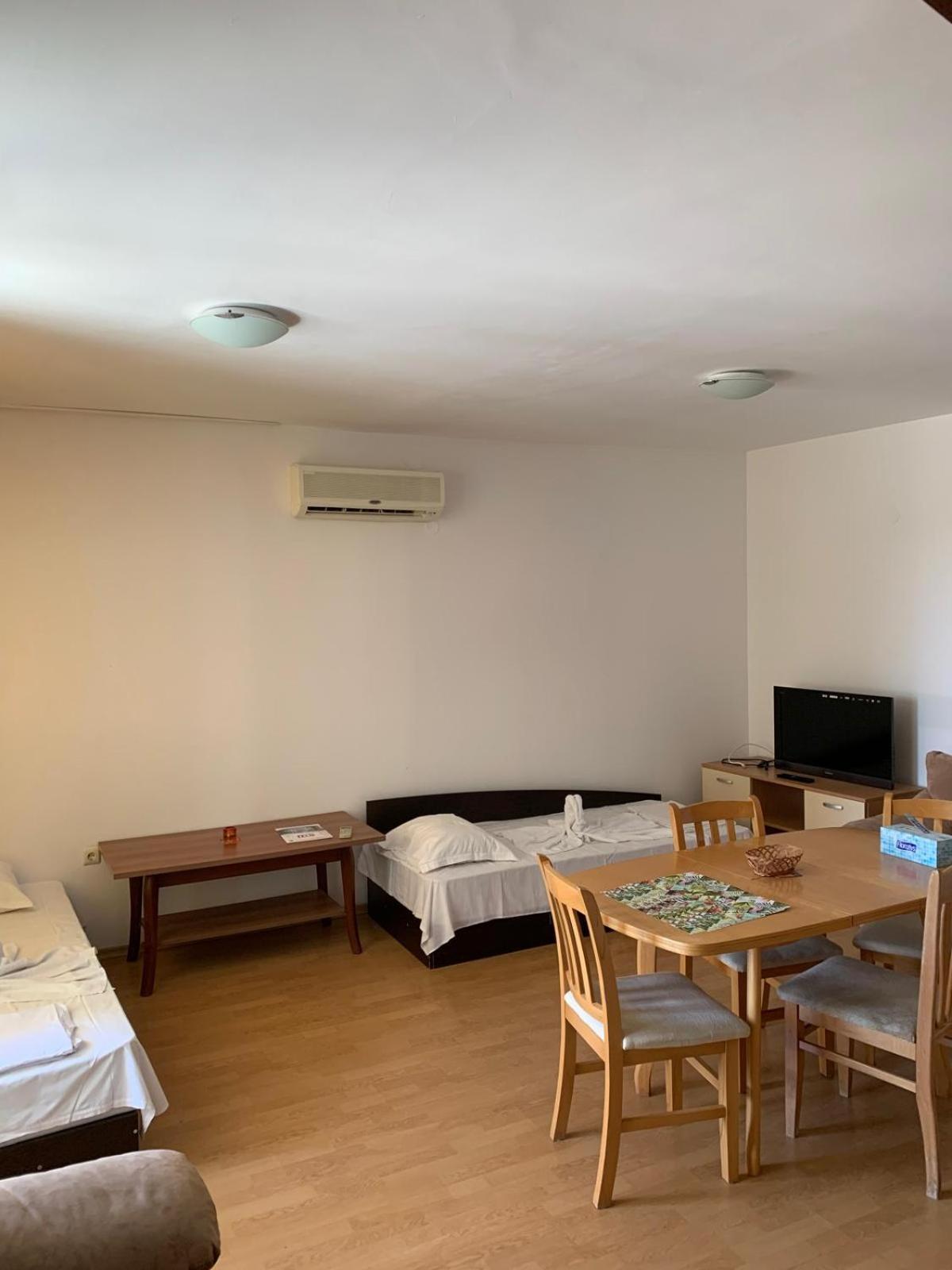 Mng Holiday Yassen Apartments Slantchev Briag Extérieur photo
